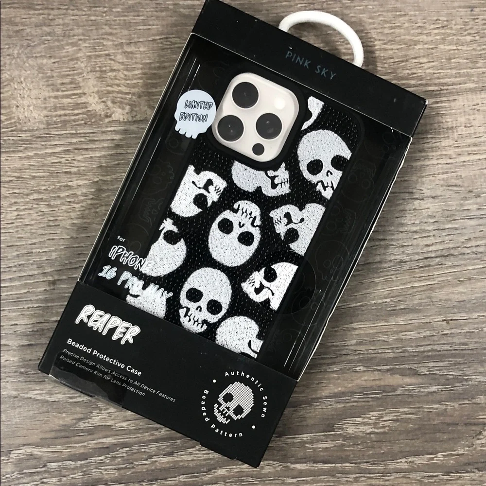 Halloween Reaper Skull Beaded Protective iPhone Case - Black & White